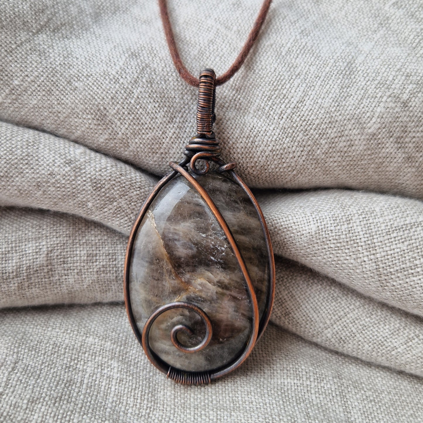 Jewellery for emotional healing after losing a loved one