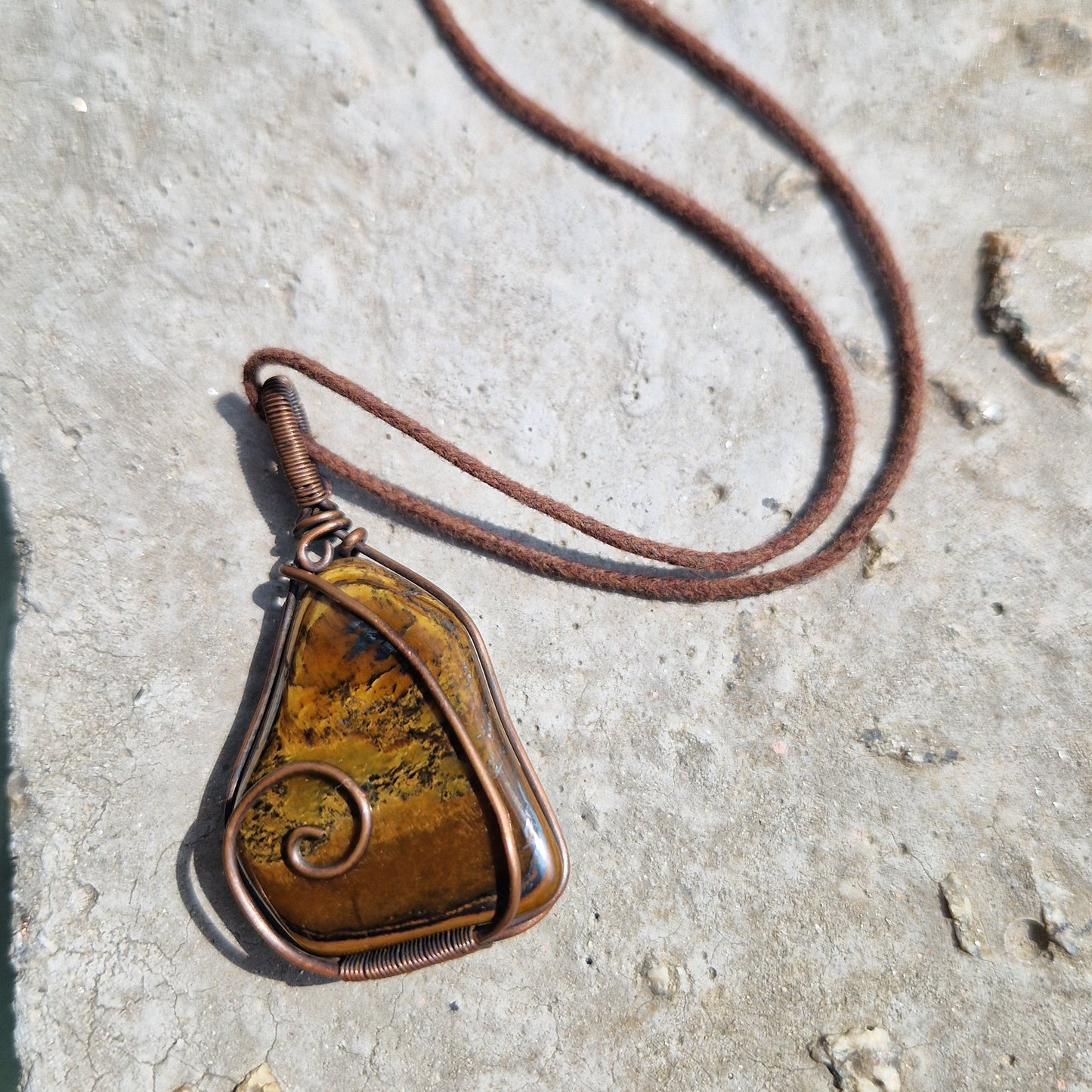 Tiger Eye bio-resonance frequency imprinted healing crystal jewellery