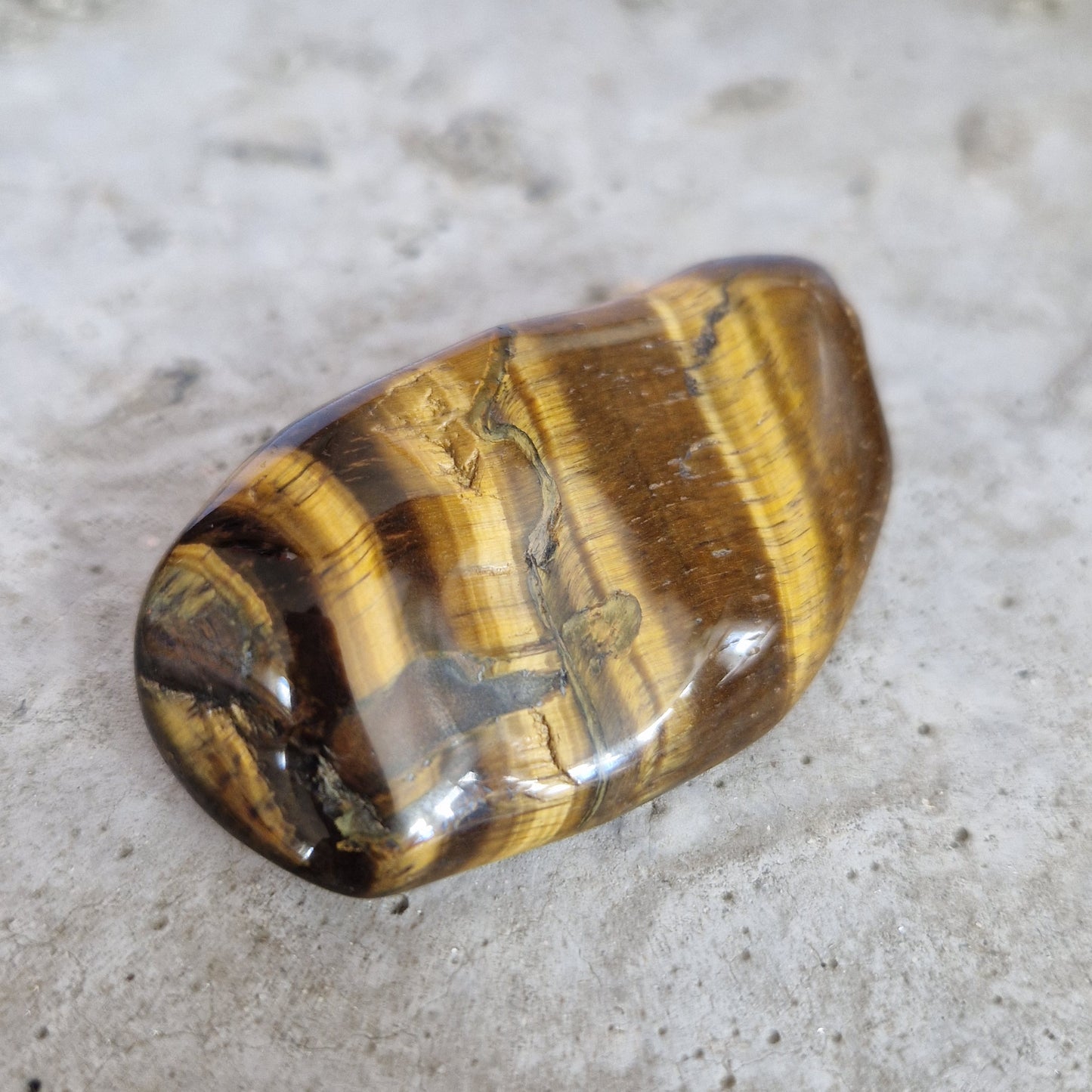 Tigers Eye crystal for grief support