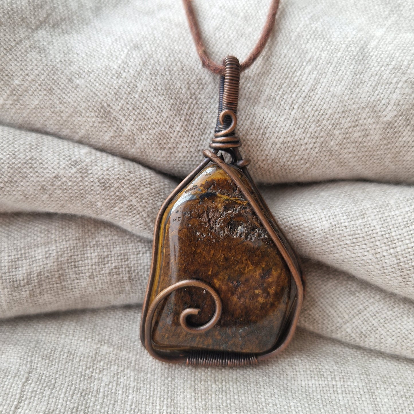 Bio-resonance imprinted healing tigers eye crystal necklace
