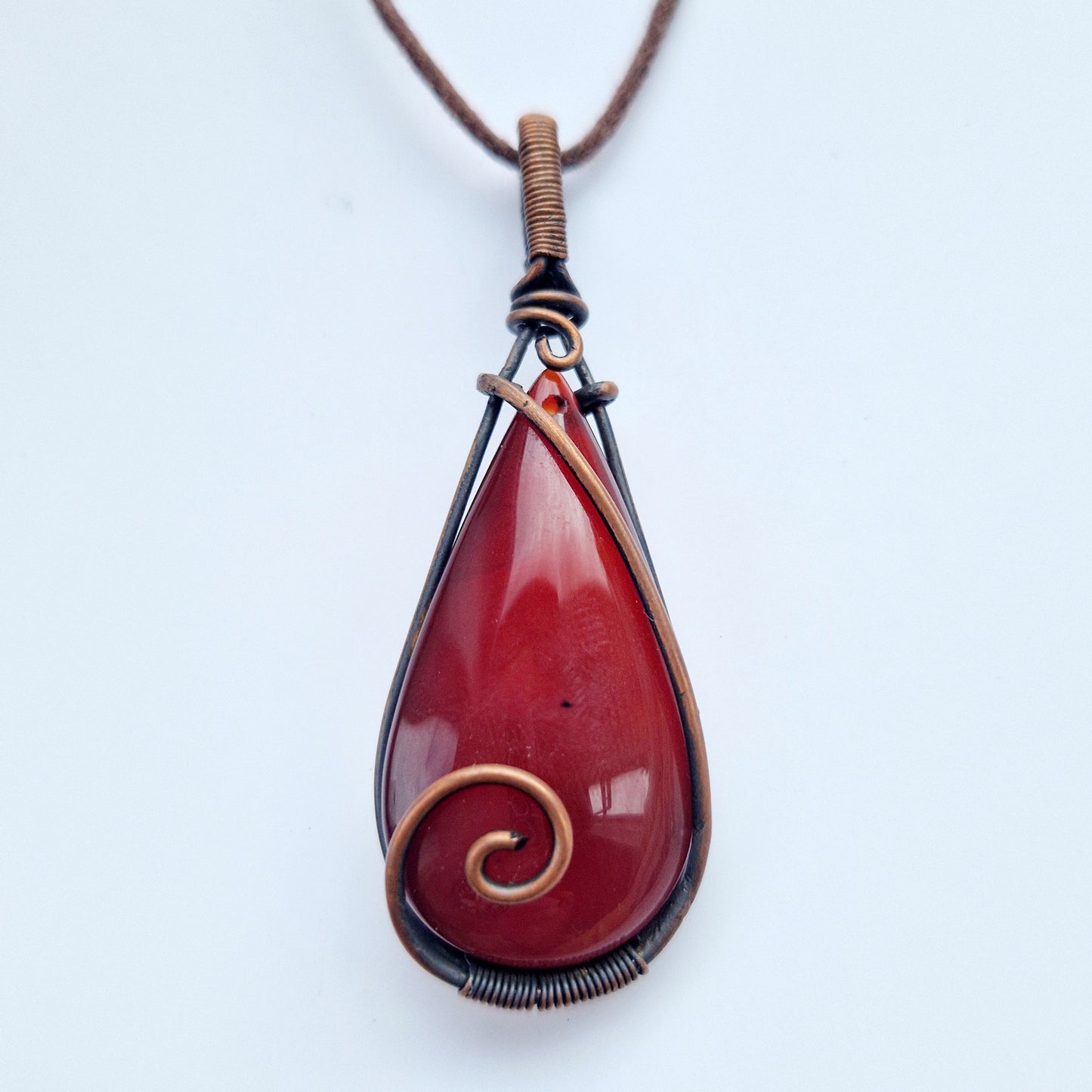 Carnelian memorial healing crystal for comfort, healing and connection
