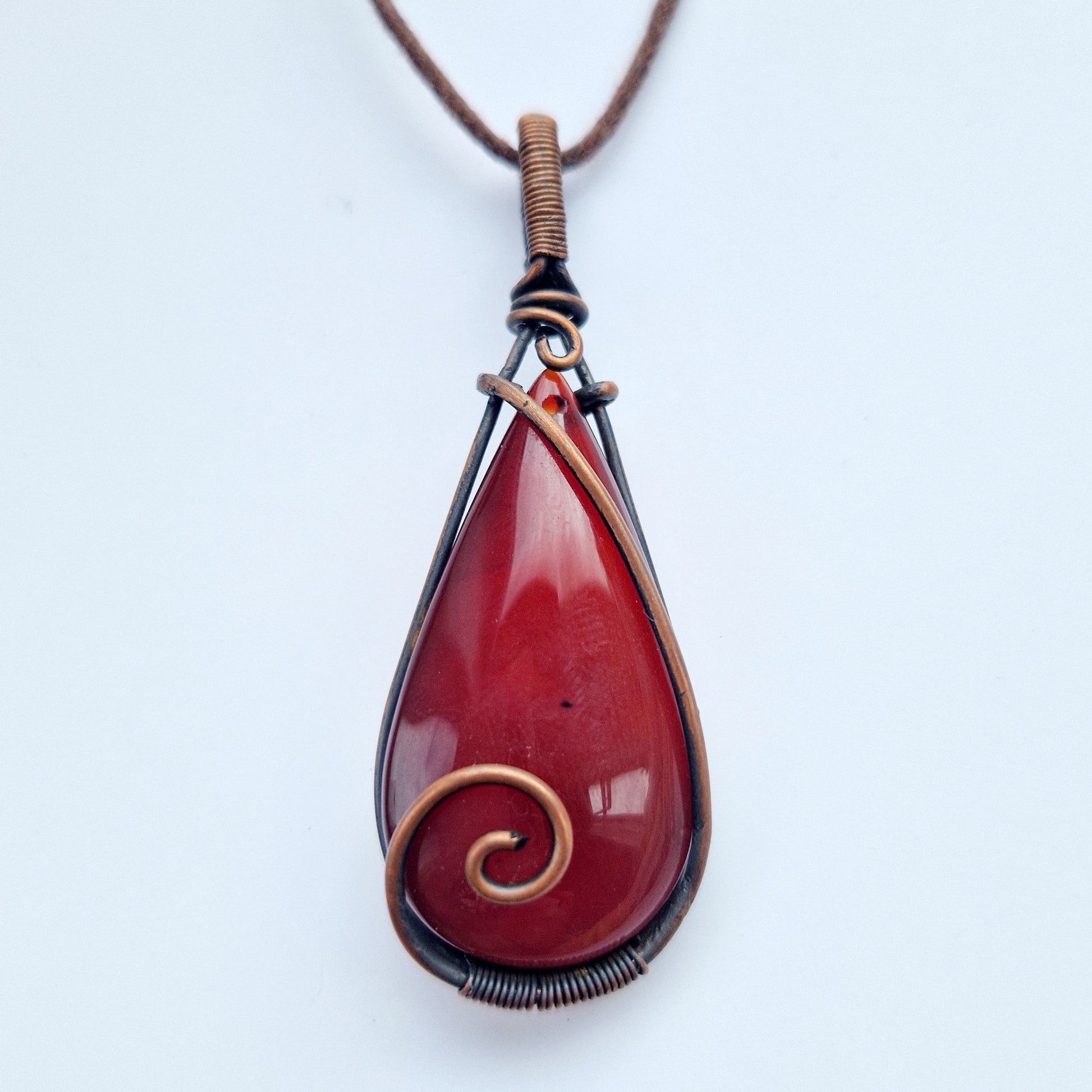 Carnelian memorial healing crystal for comfort, healing and connection