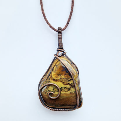 Jewellery for emotional healing from a loss