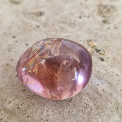 Amethyst palm crystal for an energetic connection to a departed pet
