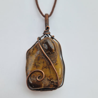 Bio-resonance imprinted memorial healing tigers eye crystal pendant